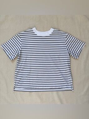 Uniqlo White & Black Stripes Tee